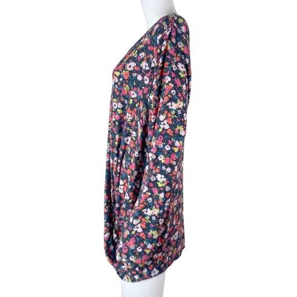 Lane Bryant Crossover Hem Floral Lightweight Sweater / Knit Top - Picture 3 of 5